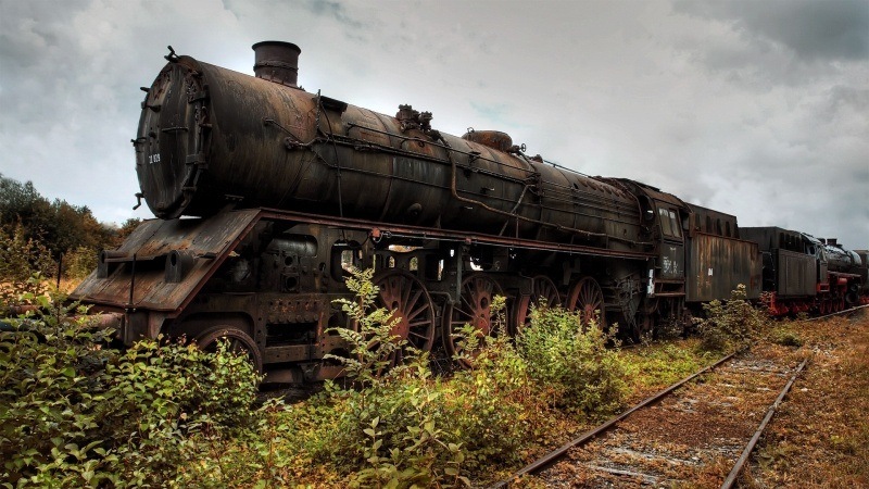 Fond d'écran HD locomotive rouillé à l'abandon photo wallpaper télécharger gratuit bureau PC Windows Mac OS smartphone et