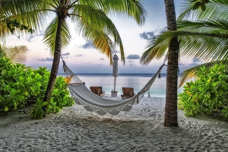 fond écran HD paysage nature plage Maldives hamac repos relaxation wallpaper free desktop photo beach dream