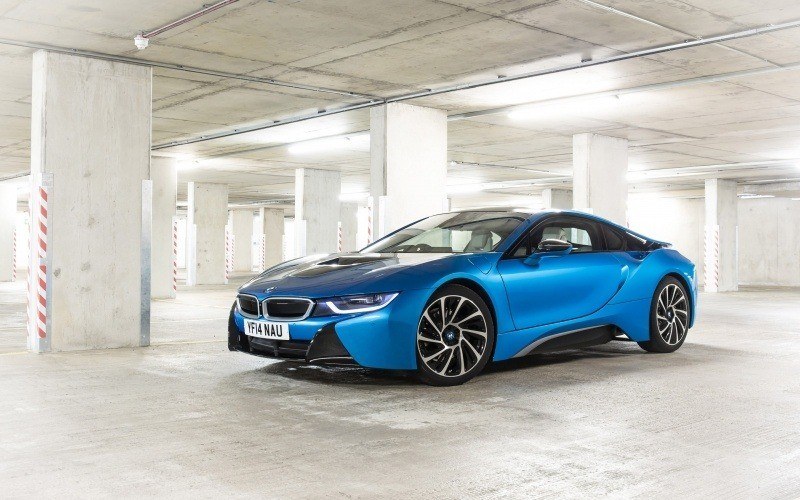 BMW hybride i8 bleu wallpaper