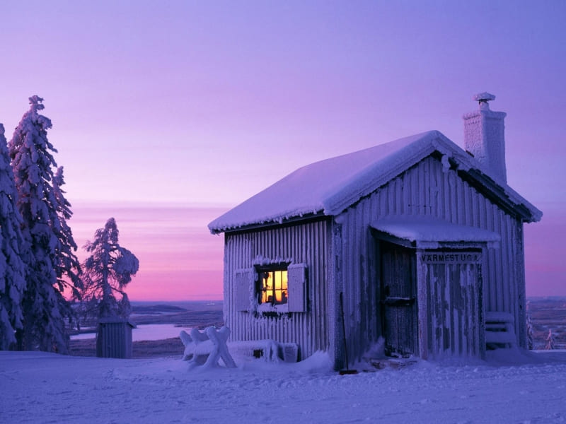 cabane sous la neige hiver photo