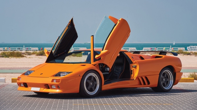 Photo-Lamborgini-Diablo-orange-plage