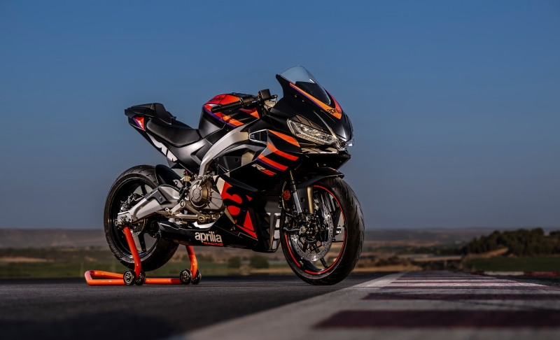 Fond d'écran moto Aprilia RS 457 2024 wallpaper HD motorbike